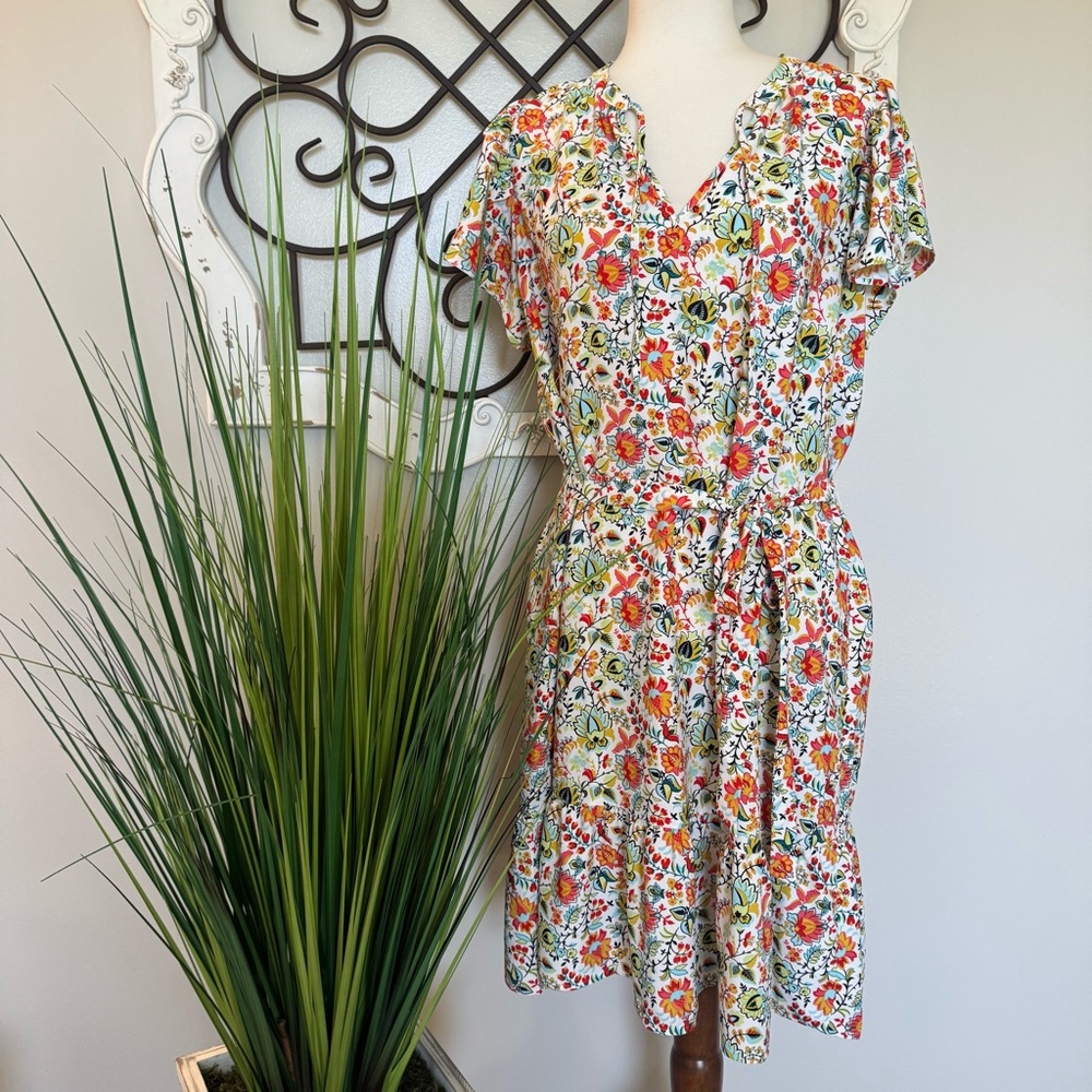 ANN TAYLOR Size Large Floral Women’s Dress